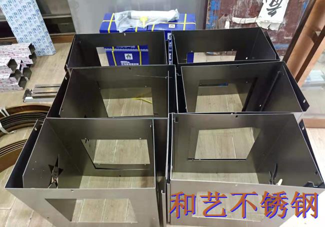 中山德合公司機箱鈑金加工